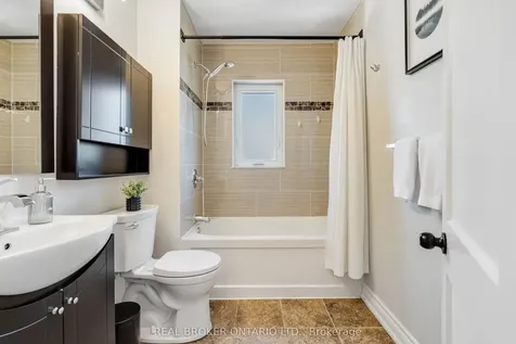 57 Scott Road Toronto ON M6M 3T1