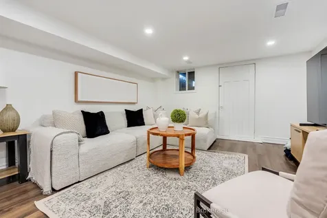 57 Scott Road Toronto ON M6M 3T1