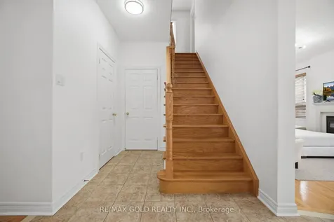 52 Watsonbrook Drive Brampton ON L6R 0R3