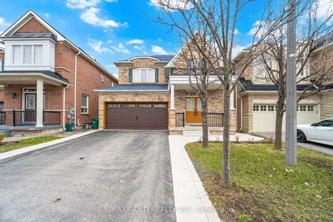 52 Watsonbrook Drive Brampton ON L6R 0R3