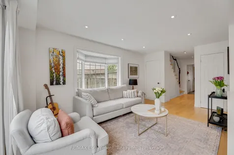 2411 Sovereign Street Oakville ON L6L 1M1