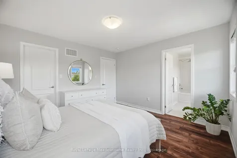 1518 Clitherow Street Milton ON L9E 0B1