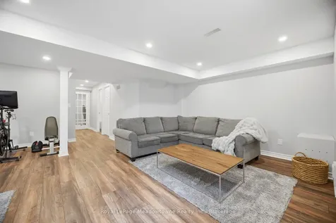 1518 Clitherow Street Milton ON L9E 0B1