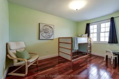 1951 Rathburn Road E Mississauga ON L4W 2N9