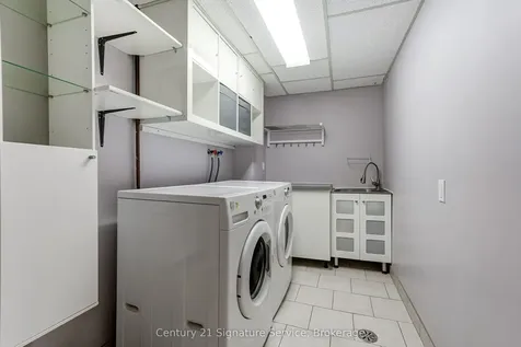 1951 Rathburn Road E Mississauga ON L4W 2N9