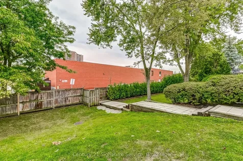 1951 Rathburn Road E Mississauga ON L4W 2N9
