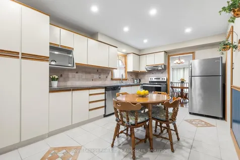4237 Trellis Crescent Mississauga ON L5L 2M1