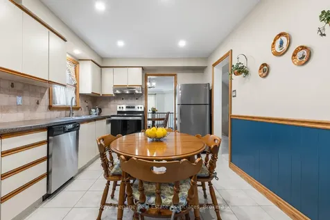 4237 Trellis Crescent Mississauga ON L5L 2M1