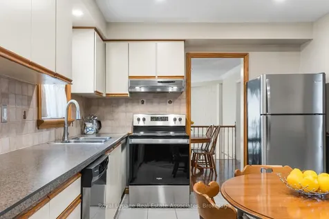 4237 Trellis Crescent Mississauga ON L5L 2M1