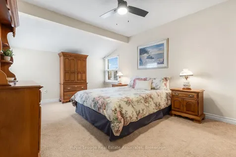 4237 Trellis Crescent Mississauga ON L5L 2M1