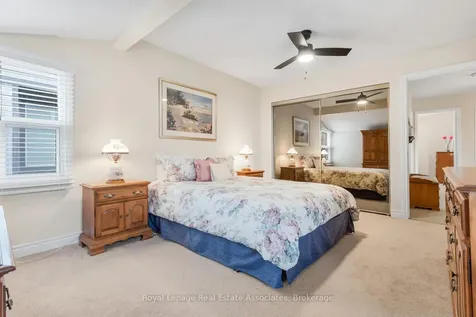 4237 Trellis Crescent Mississauga ON L5L 2M1