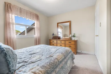 4237 Trellis Crescent Mississauga ON L5L 2M1
