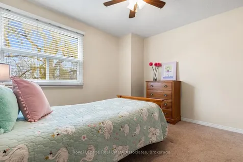 4237 Trellis Crescent Mississauga ON L5L 2M1