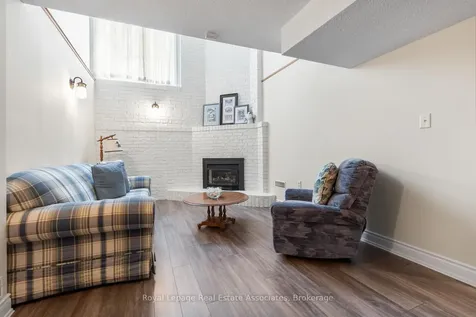 4237 Trellis Crescent Mississauga ON L5L 2M1