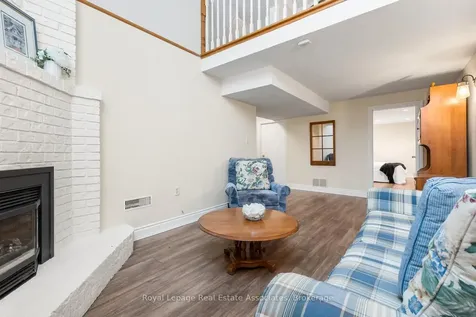 4237 Trellis Crescent Mississauga ON L5L 2M1