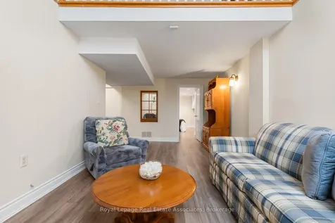 4237 Trellis Crescent Mississauga ON L5L 2M1