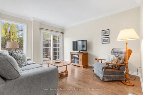 4237 Trellis Crescent Mississauga ON L5L 2M1