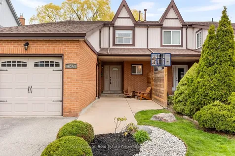 4237 Trellis Crescent Mississauga ON L5L 2M1