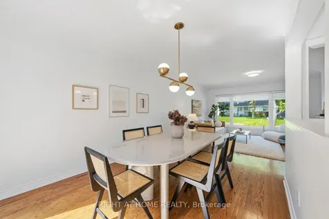 1586 Rometown Drive Mississauga ON L5E 2V1