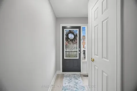 69 Wood Circle Caledon ON L7E 1R4