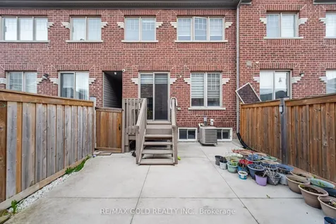 41 Davenfield Circle Brampton ON L6P 2P7