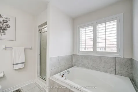 29 Teal Crest Circle Brampton ON L6X 2Z5