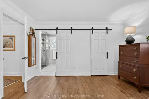 174 Cheverie Street Oakville ON L6J 6C4