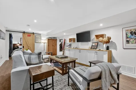 174 Cheverie Street Oakville ON L6J 6C4