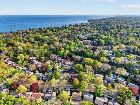 174 Cheverie Street Oakville ON L6J 6C4