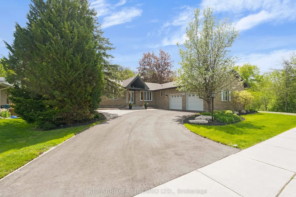 44 Hickman Street Caledon ON L7E 2N1