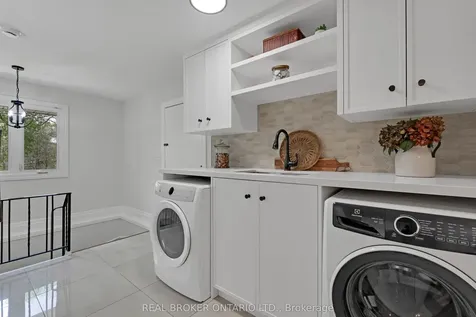 44 Hickman Street Caledon ON L7E 2N1