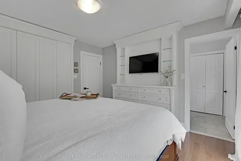 44 Hickman Street Caledon ON L7E 2N1