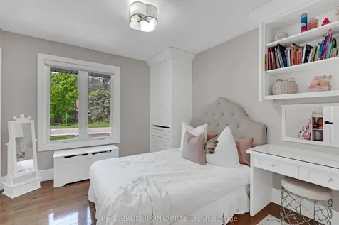 44 Hickman Street Caledon ON L7E 2N1