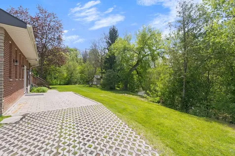 44 Hickman Street Caledon ON L7E 2N1