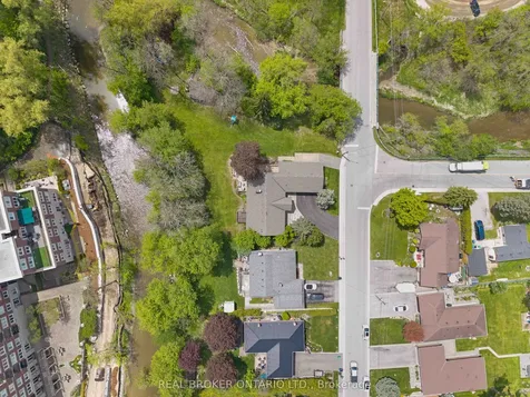 44 Hickman Street Caledon ON L7E 2N1