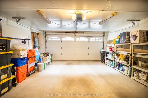 2360 Parkhaven Boulevard Oakville ON L6H 7S6