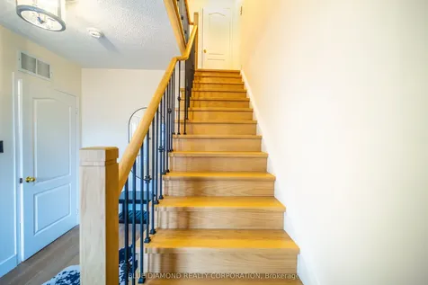 2360 Parkhaven Boulevard Oakville ON L6H 7S6