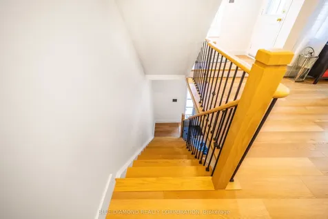 2360 Parkhaven Boulevard Oakville ON L6H 7S6