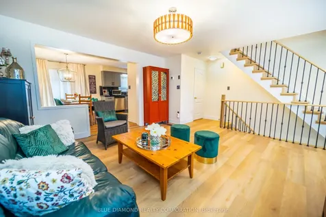 2360 Parkhaven Boulevard Oakville ON L6H 7S6