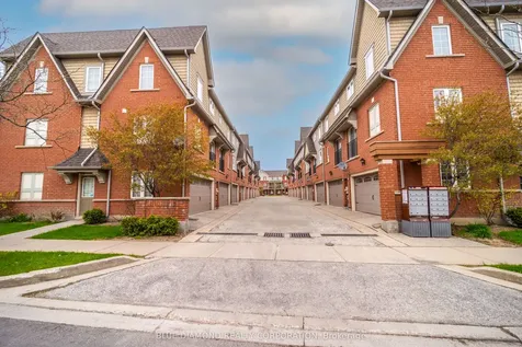 2360 Parkhaven Boulevard Oakville ON L6H 7S6
