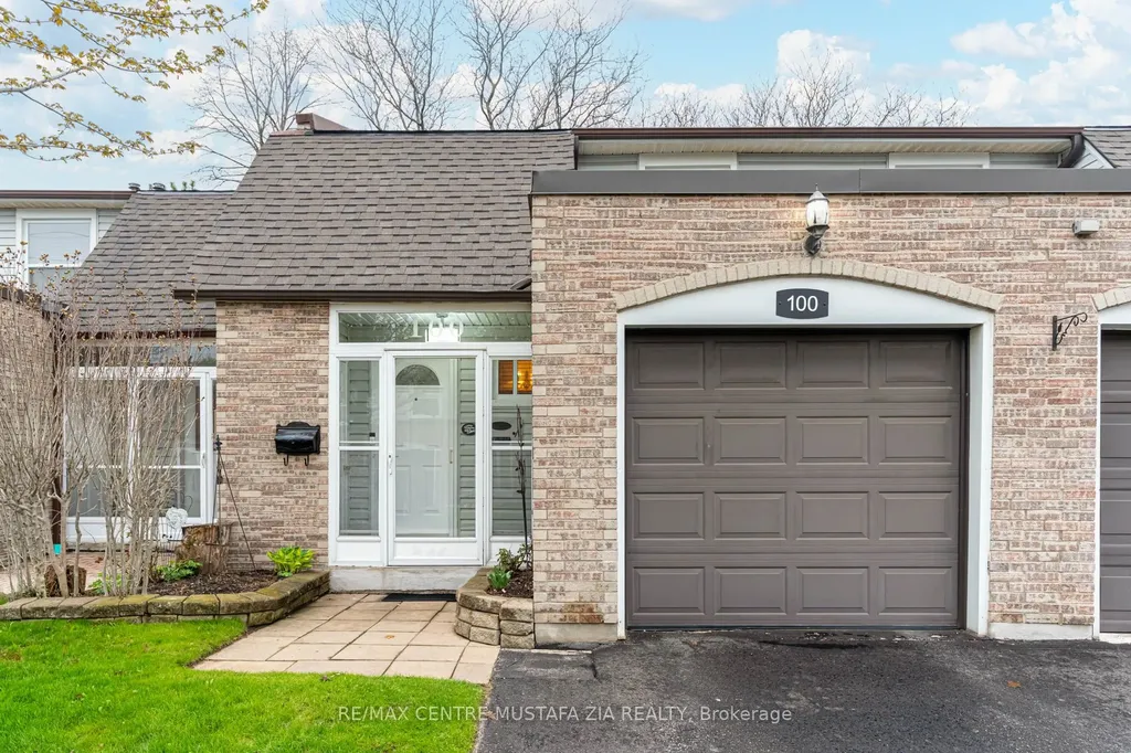 2440 Bromsgrove Road Mississauga ON L5J 4J7