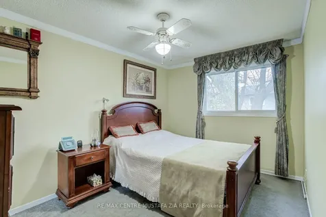 2440 Bromsgrove Road Mississauga ON L5J 4J7