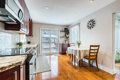 3026 Dalehurst Drive Mississauga ON L5N 6M8