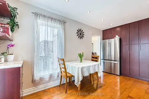 3026 Dalehurst Drive Mississauga ON L5N 6M8