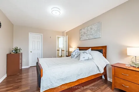 3026 Dalehurst Drive Mississauga ON L5N 6M8
