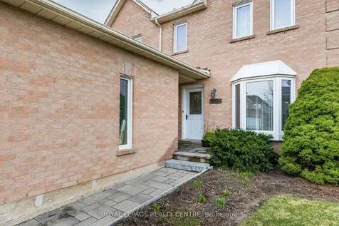 3026 Dalehurst Drive Mississauga ON L5N 6M8