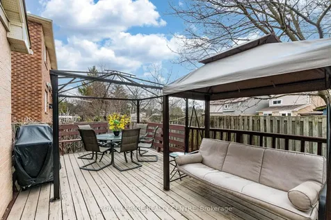 3026 Dalehurst Drive Mississauga ON L5N 6M8