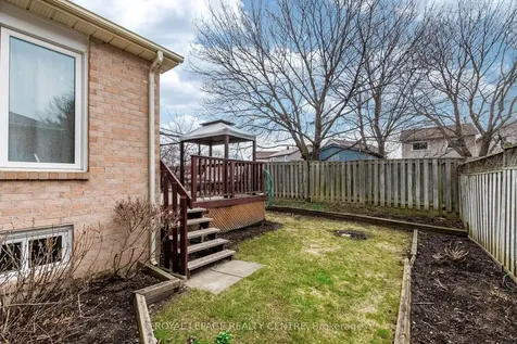 3026 Dalehurst Drive Mississauga ON L5N 6M8