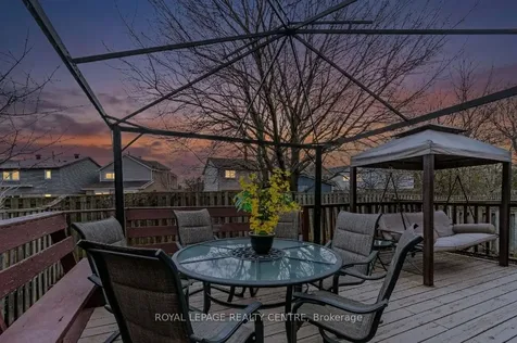 3026 Dalehurst Drive Mississauga ON L5N 6M8