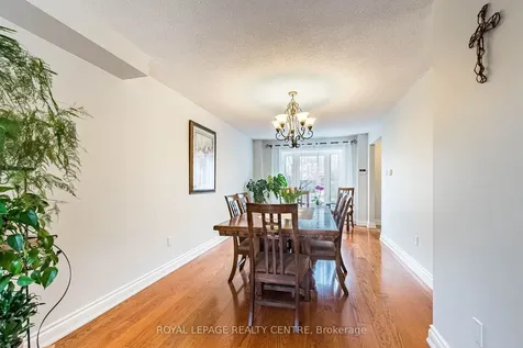 3026 Dalehurst Drive Mississauga ON L5N 6M8